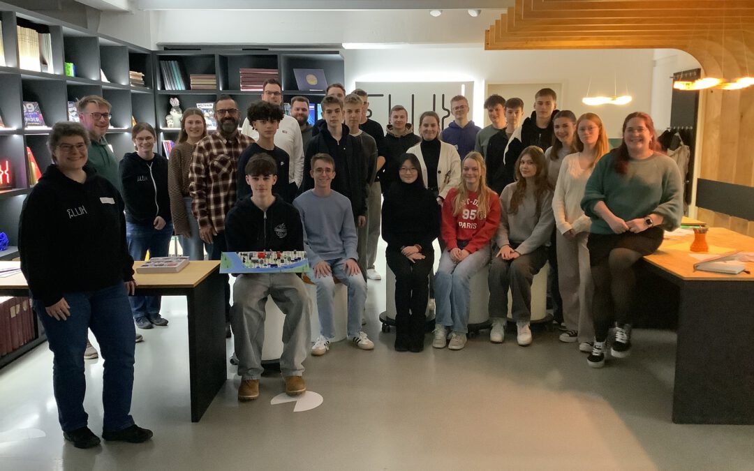 Junge Menschen entwickeln Ideen für eine klimaresiliente Zukunft – MAKE-A-THON 2025 in Arnsberg